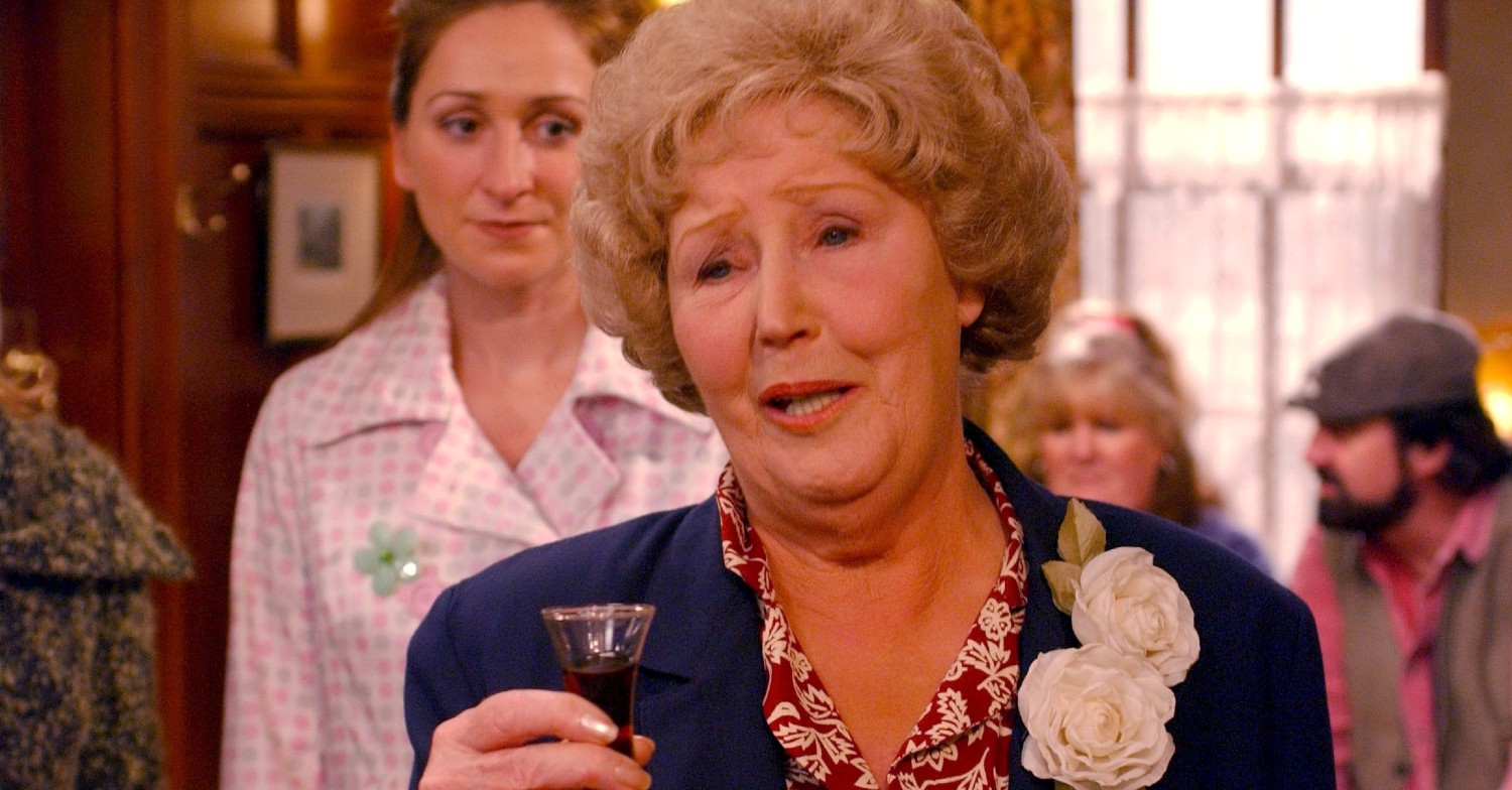 Classic Emmerdale spoilers: Betty makes heartbreaking farewell as Seth dies