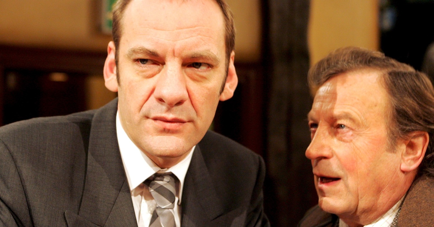 Classic Emmerdale spoilers: Jimmy catches Sadie out and Nicolaâ€™s Boxing Day blunder