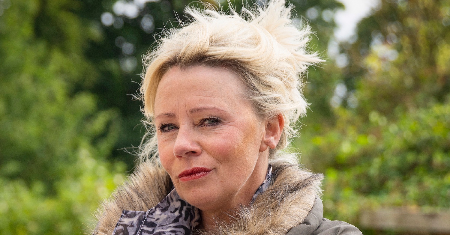 ‘An insult!’ say fuming fans after the new Tina Dingle arrives in the village