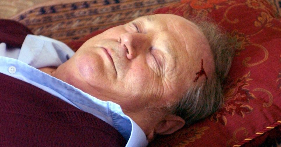 Classic Emmerdale spoilers: Terence leaves Alan unconscious on the floor and makes a run for it