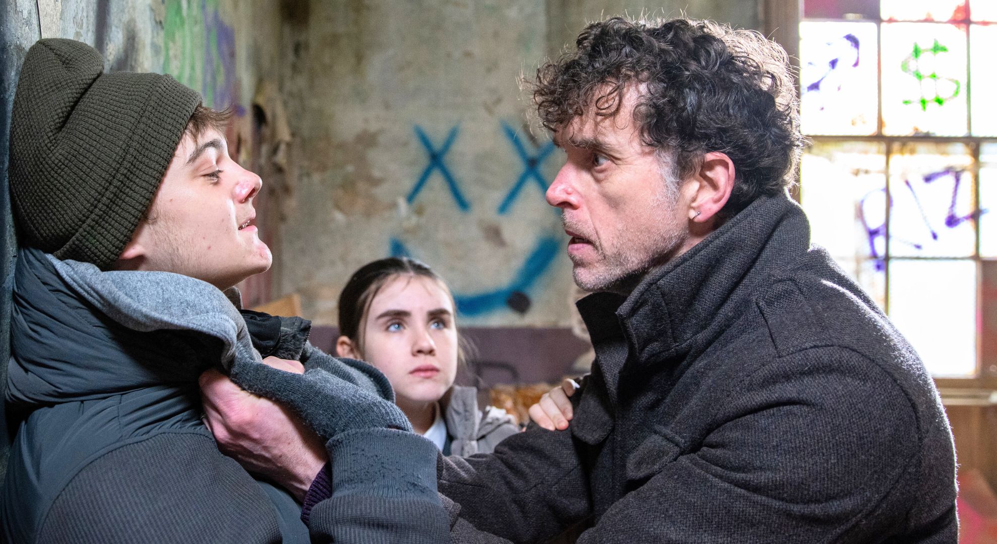 Emmerdale spoilers: Marlon attacks Dylan after mistaking him for April’s secret lover